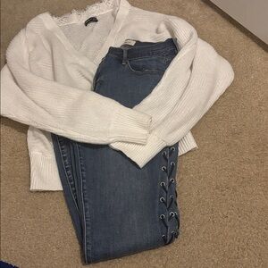 SHEIN ElegantCozy Soft  White V-Neck Sweater Lace collar v-neck Size 8